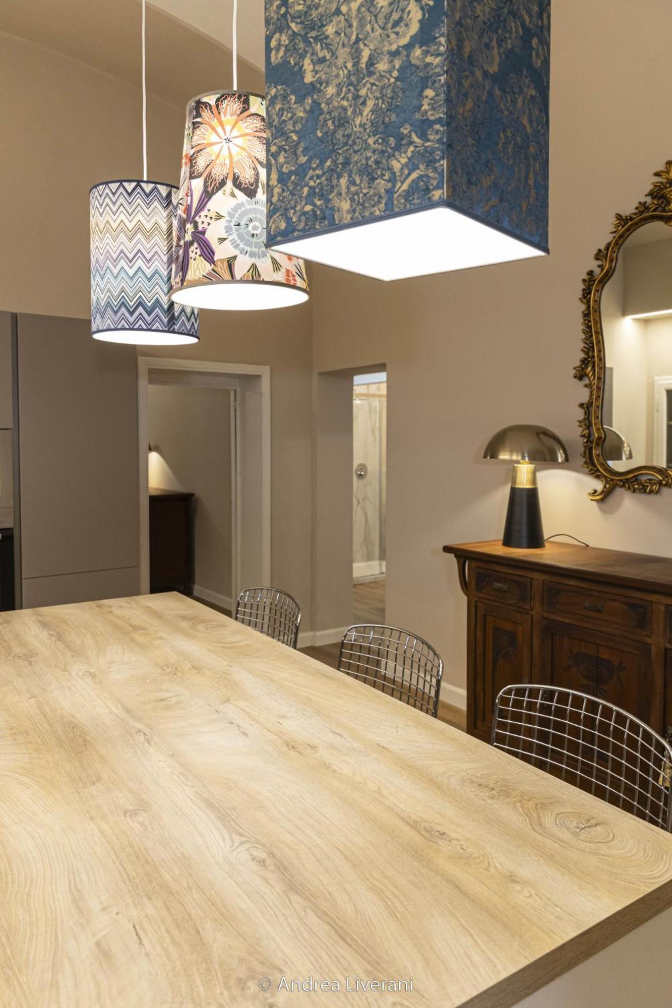 Sibilla Suite Apartment - Via Oberdan 13 โบโลญญา ภายนอก รูปภาพ